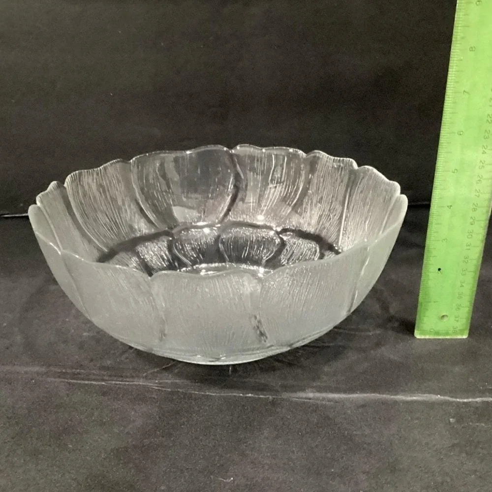 Arcoroc Fleur Serving Bowl, Vintage Clear Tempered Glass Replacement Centerpiece